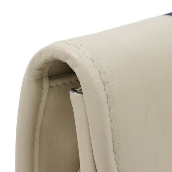 GUCCI Red Leather Shoulder Bag - Picture 5 of 9